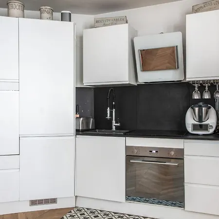 Folletto - Welkeys Apartamento Paris